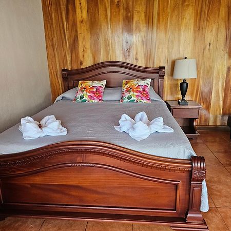 Monteluna Studios Monteverde Szoba fotó