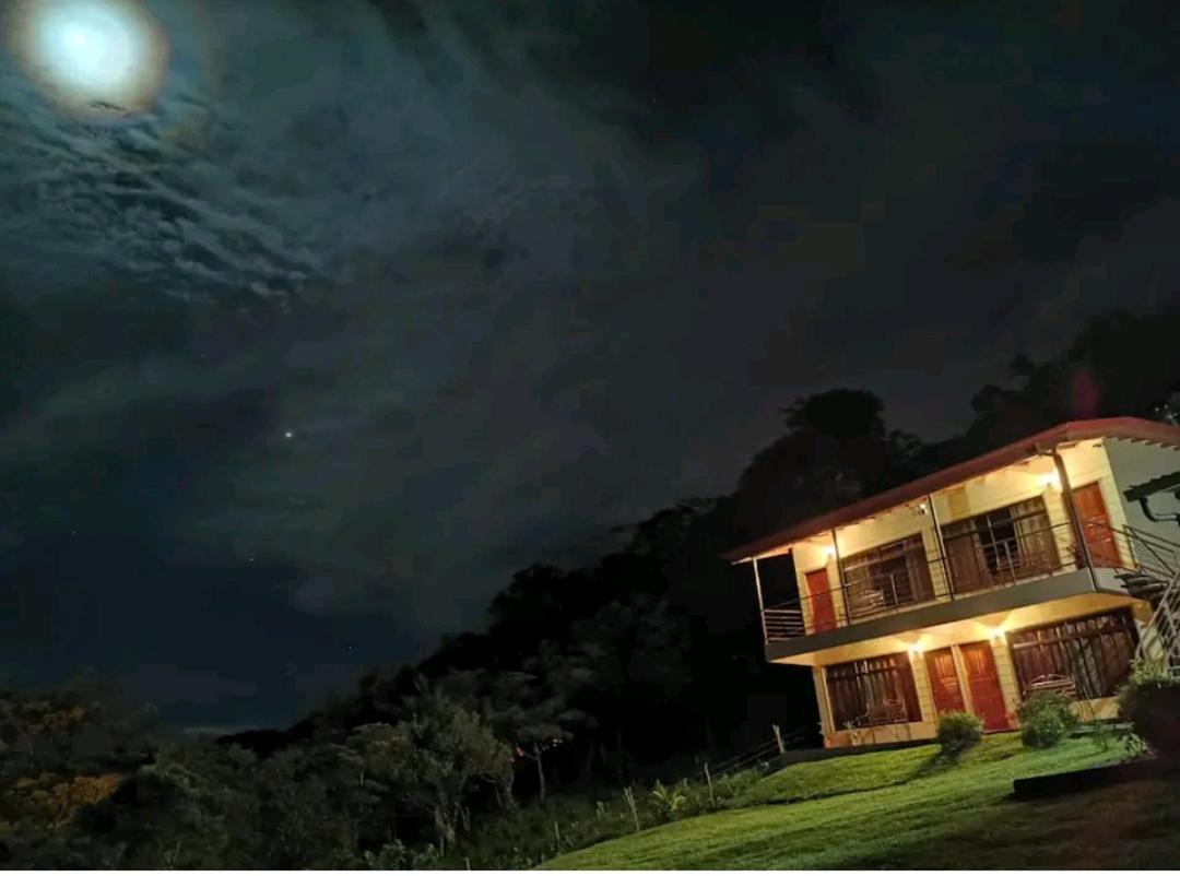 Monteluna Studios Monteverde Kültér fotó